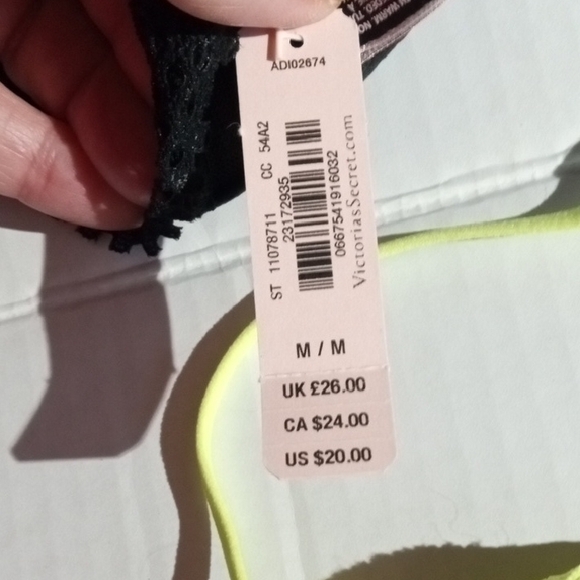 Victoria's Secret Lace Bralette Set - Five Pieces NWT - Picture 4 of 14